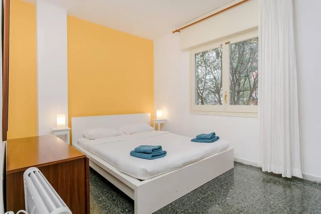 Canela Homes Barcelona Park Gueell 0*,  Spain